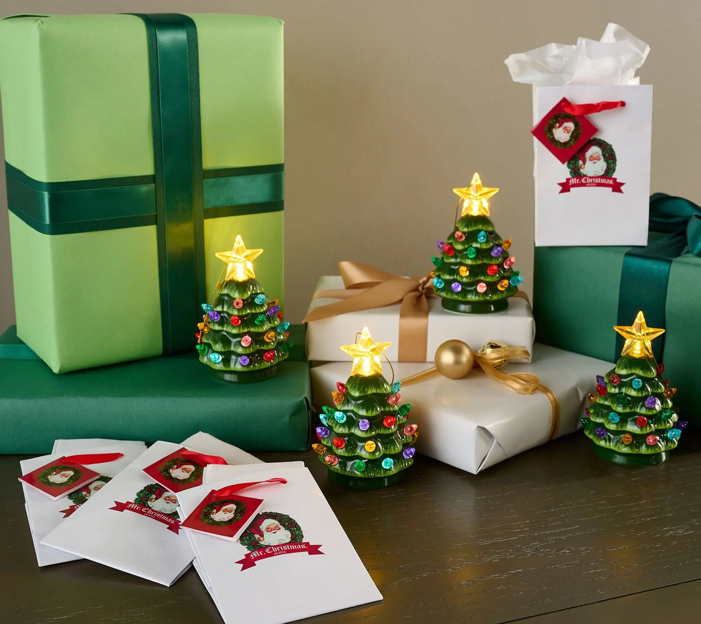 🎄 Mr. Christmas Set of 4 Mini Nostalgic Tree Ornaments – Comes with Gift Bags, Perfect for Holiday Décor & Keepsake Giving ✨